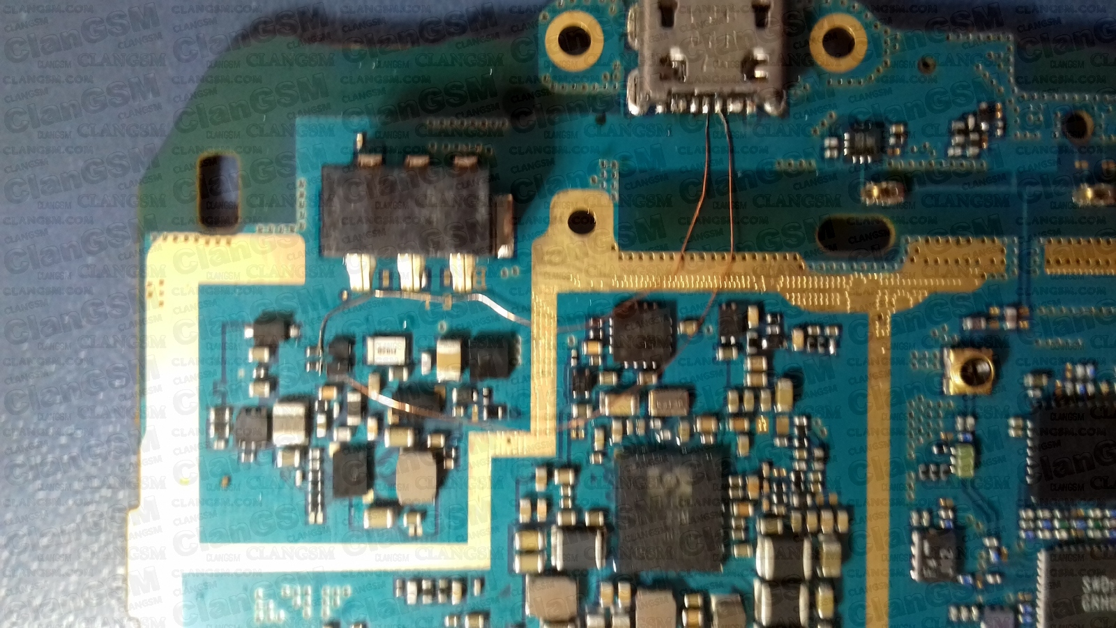 Pistas De Carga Y Usb De Samsung J1 Ace Clan
